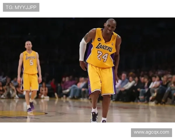 皮尔斯：科比没有当过哪怕任何一年的联盟门面！